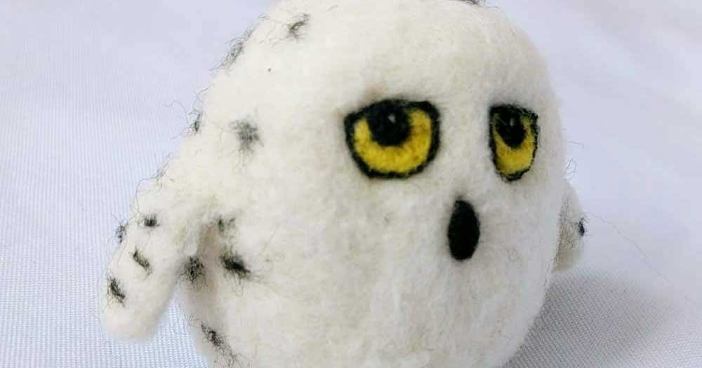 Needle Felt a Snowy Owl Ornament Workshop